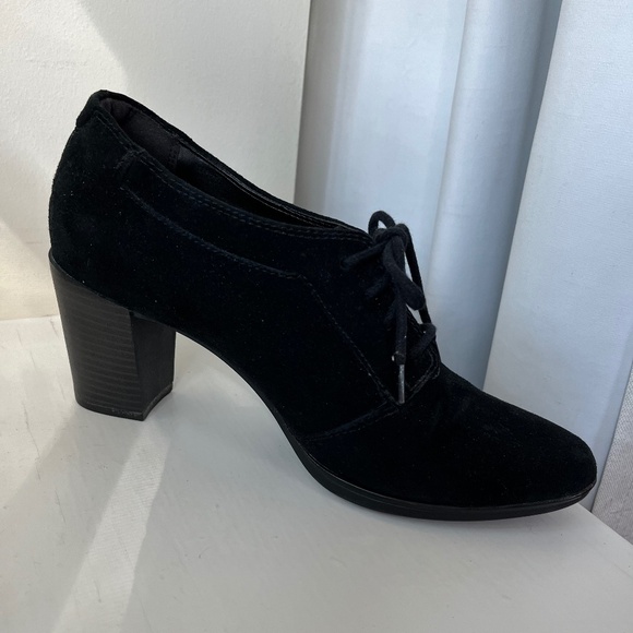 Clarks Black Suede Block Heels - Picture 2 of 6